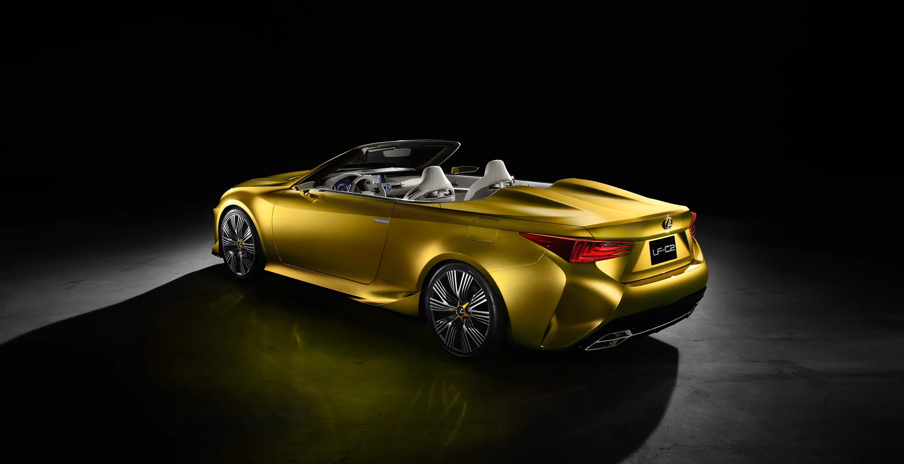 概念车lf-c2_雷克萨斯敞篷跑车概念车lf-c2 | lexus雷克萨斯官网